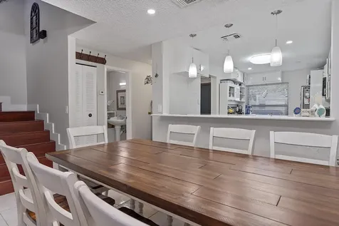 1177 NW 98th Terrace Pembroke Pines FL 33024