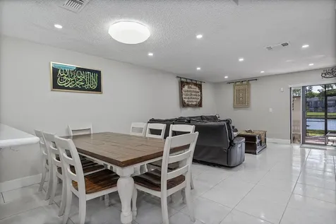 1177 NW 98th Terrace Pembroke Pines FL 33024