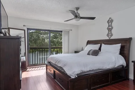 1177 NW 98th Terrace Pembroke Pines FL 33024