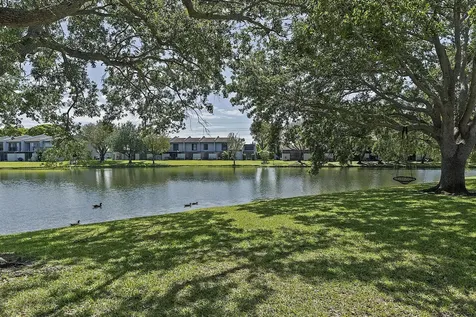 1177 NW 98th Terrace Pembroke Pines FL 33024