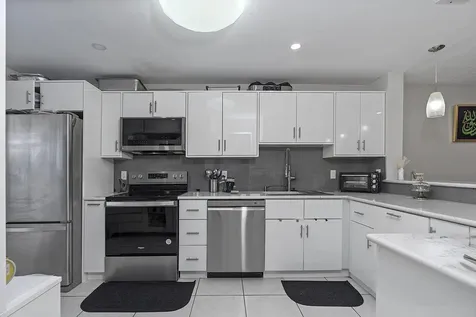1177 NW 98th Terrace Pembroke Pines FL 33024