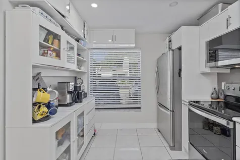 1177 NW 98th Terrace Pembroke Pines FL 33024