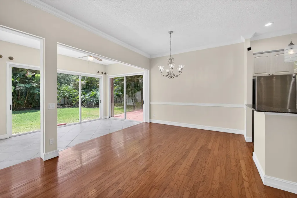 8773 Wakefield Drive Palm Beach Gardens FL 33410