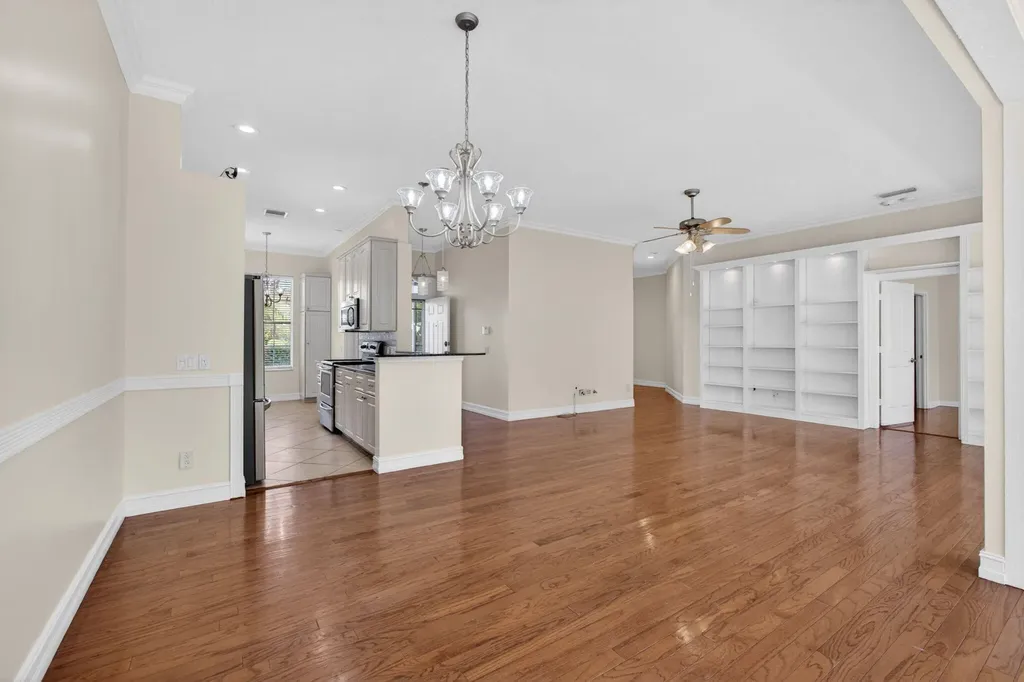 8773 Wakefield Drive Palm Beach Gardens FL 33410