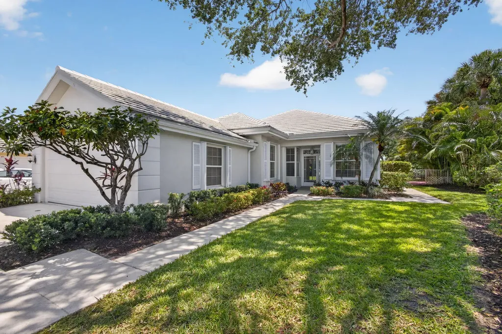 8773 Wakefield Drive Palm Beach Gardens FL 33410