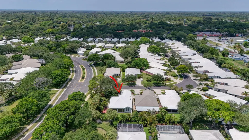8773 Wakefield Drive Palm Beach Gardens FL 33410