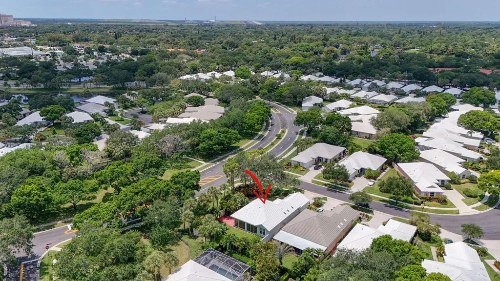 8773 Wakefield Drive Palm Beach Gardens FL 33410
