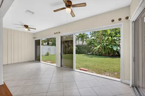 8773 Wakefield Drive Palm Beach Gardens FL 33410