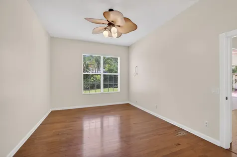8773 Wakefield Drive Palm Beach Gardens FL 33410