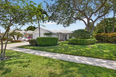 8773 Wakefield Drive Palm Beach Gardens FL 33410