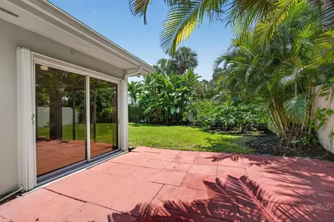 8773 Wakefield Drive Palm Beach Gardens FL 33410