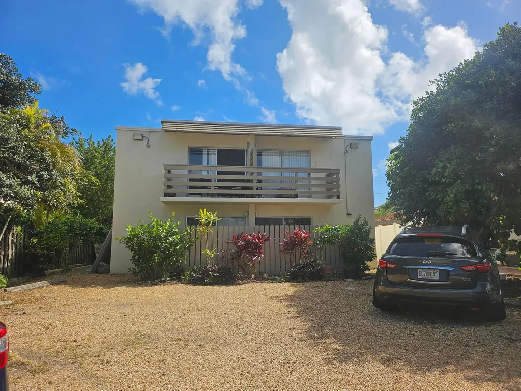 3222 E Marine Drive Pompano Beach FL 33062