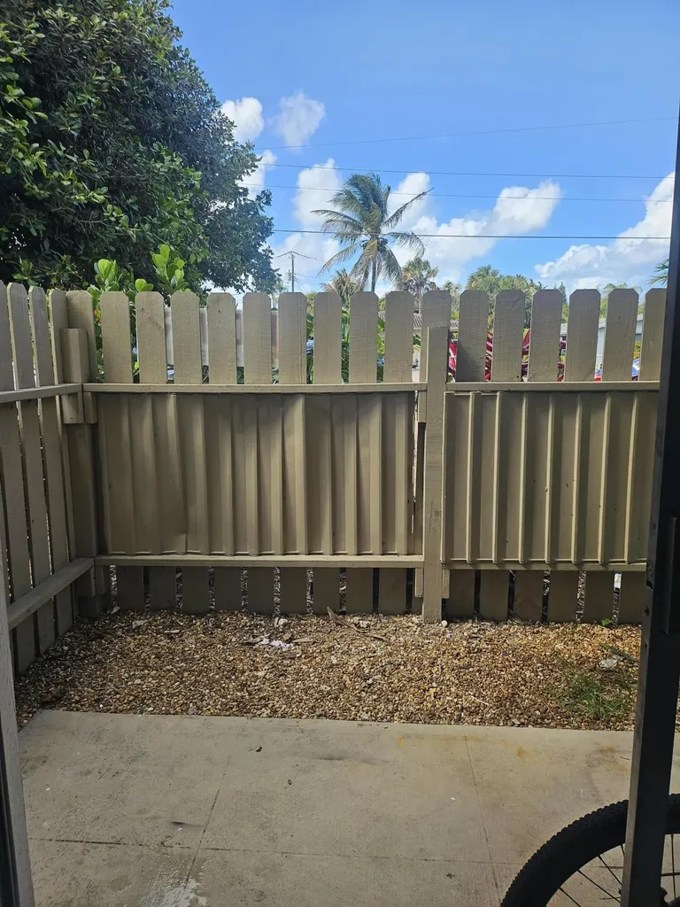 3222 E Marine Drive Pompano Beach FL 33062