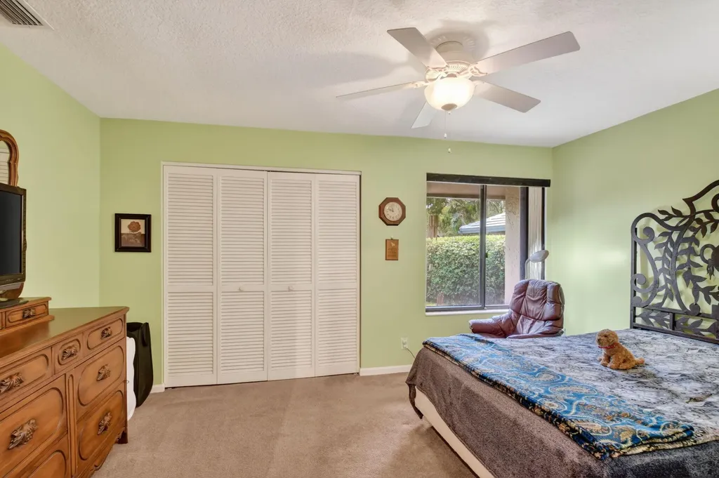 5155 Pine Drive Boynton Beach FL 33437