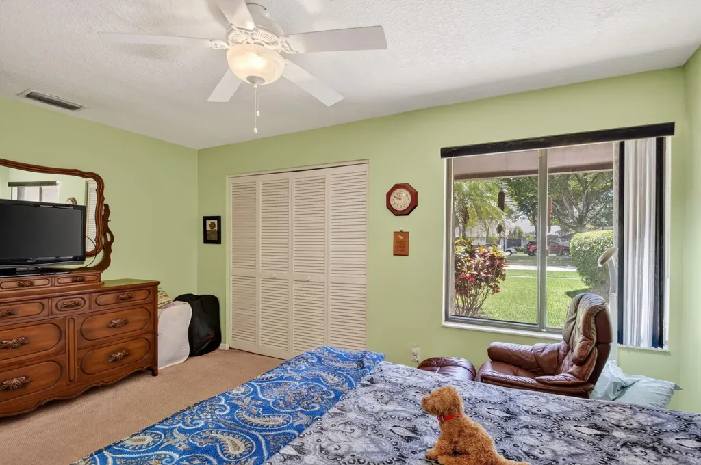5155 Pine Drive Boynton Beach FL 33437