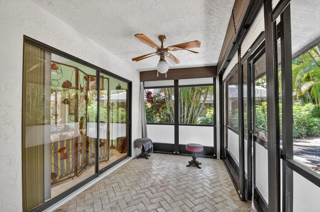 5155 Pine Drive Boynton Beach FL 33437