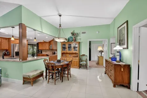 5155 Pine Drive Boynton Beach FL 33437