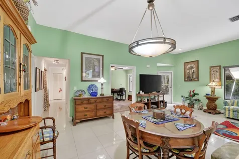 5155 Pine Drive Boynton Beach FL 33437