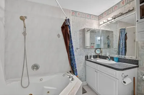 5155 Pine Drive Boynton Beach FL 33437
