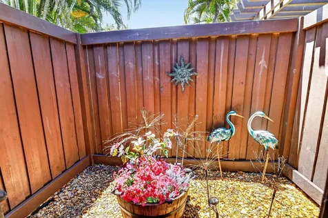 5155 Pine Drive Boynton Beach FL 33437