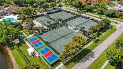 5155 Pine Drive Boynton Beach FL 33437