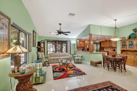 5155 Pine Drive Boynton Beach FL 33437