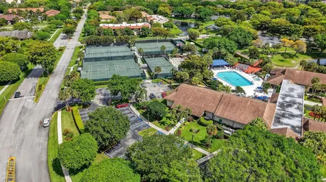 5155 Pine Drive Boynton Beach FL 33437