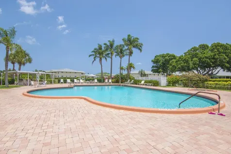 356 Grove Isle Circle Vero Beach FL 32962