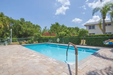 356 Grove Isle Circle Vero Beach FL 32962