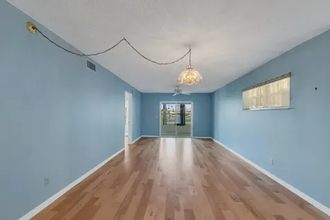 356 Grove Isle Circle Vero Beach FL 32962