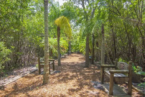 356 Grove Isle Circle Vero Beach FL 32962