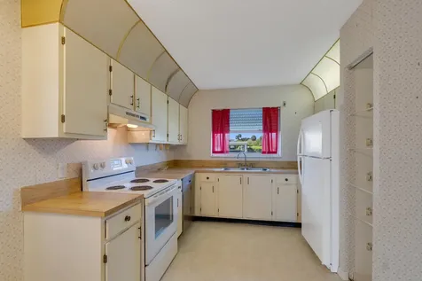 356 Grove Isle Circle Vero Beach FL 32962