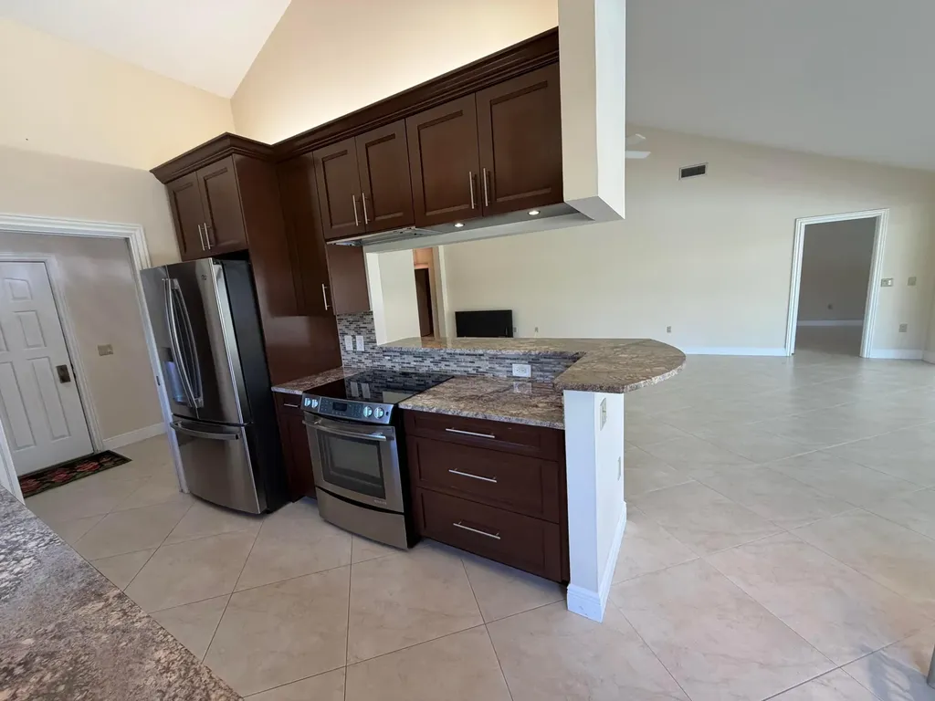 2805 Farragut Lane West Palm Beach FL 33409