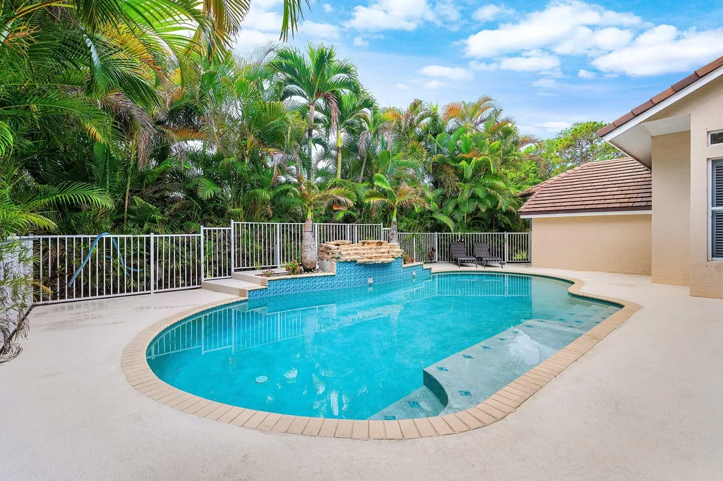12328 85th Road N West Palm Beach FL 33412
