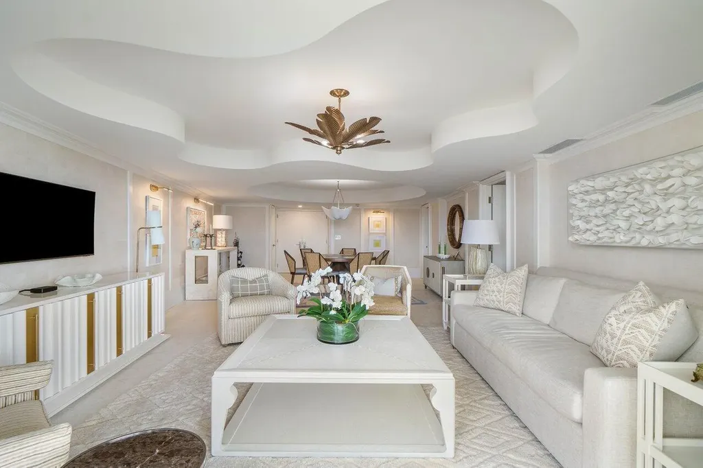 130 Sunrise Avenue Palm Beach FL 33480