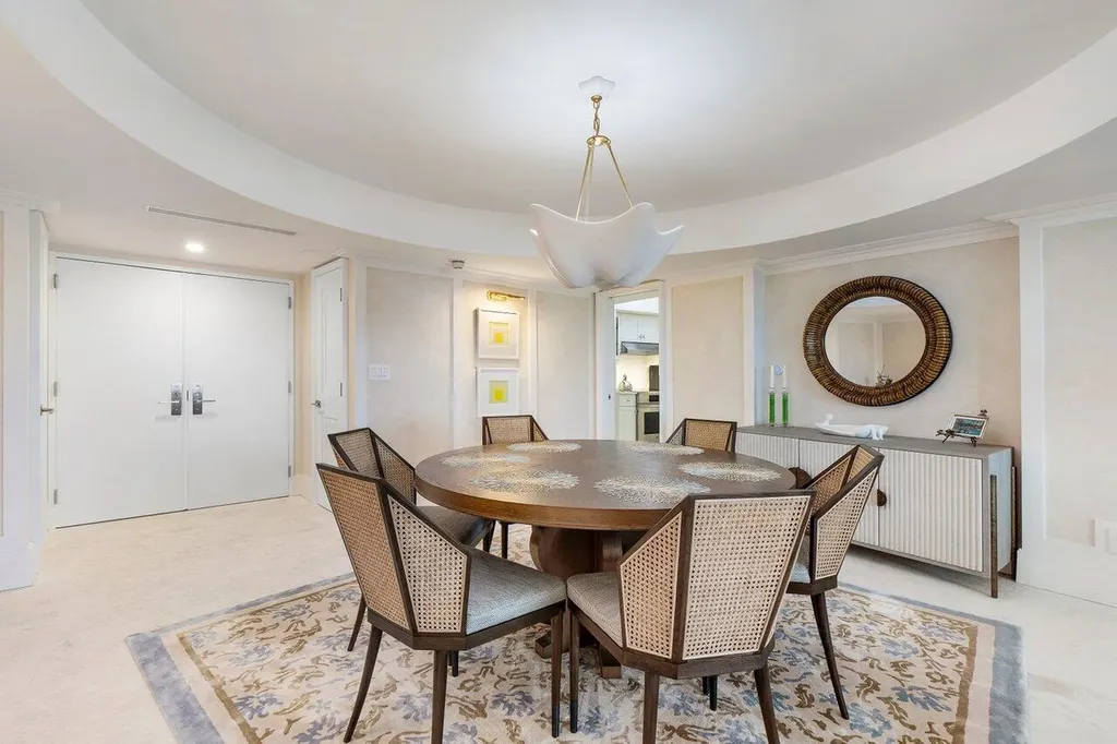 130 Sunrise Avenue Palm Beach FL 33480