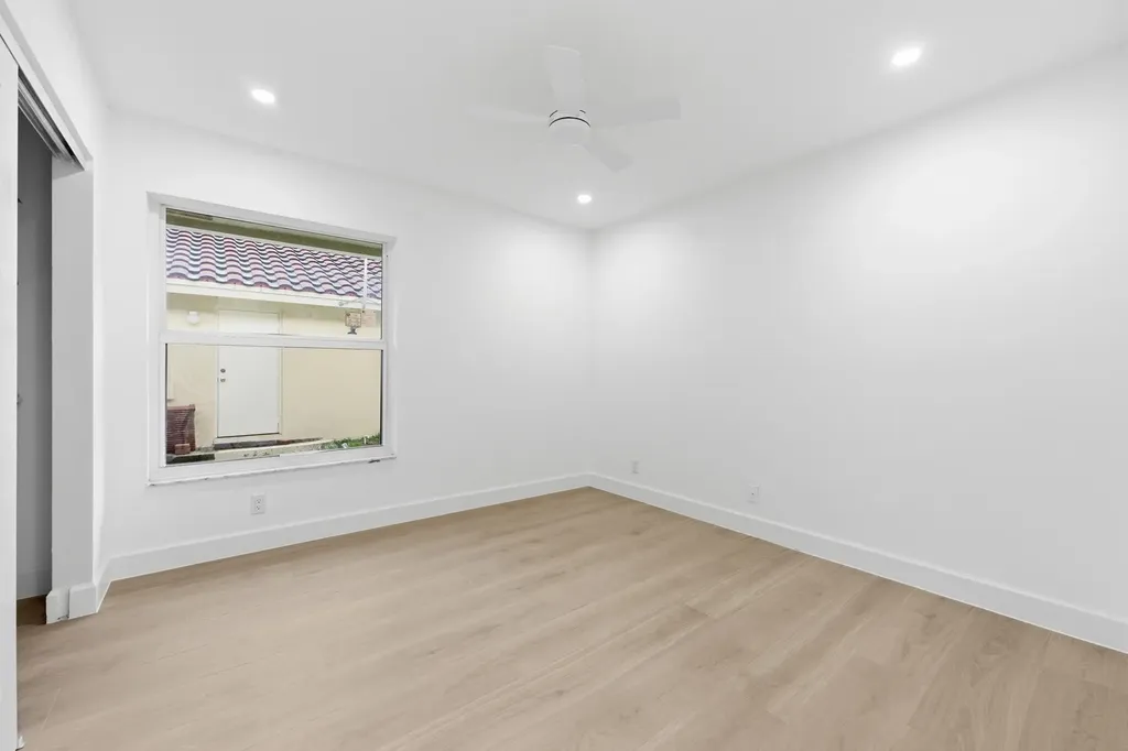 9677 N Springs Way Coral Springs FL 33076