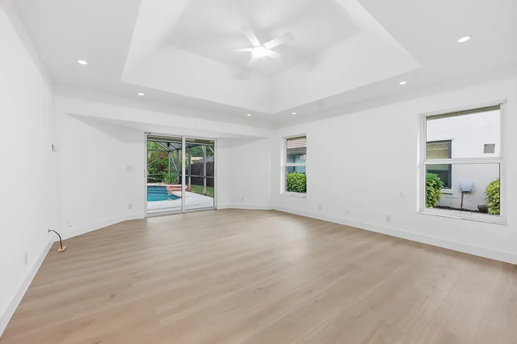 9677 N Springs Way Coral Springs FL 33076