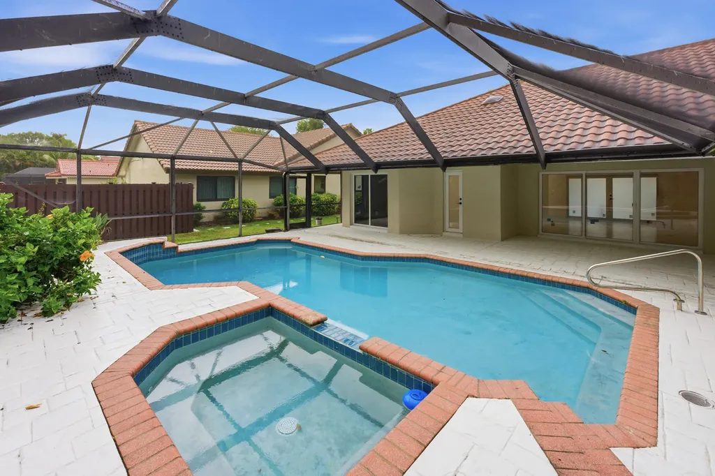 9677 N Springs Way Coral Springs FL 33076