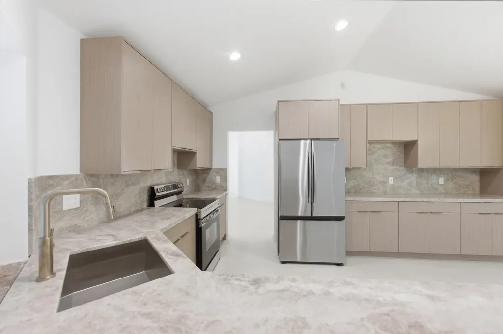 9677 N Springs Way Coral Springs FL 33076