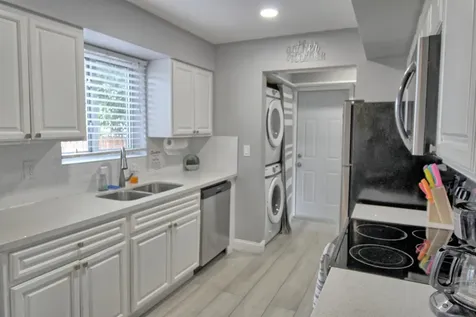 1324 N 24th Avenue Hollywood FL 33020
