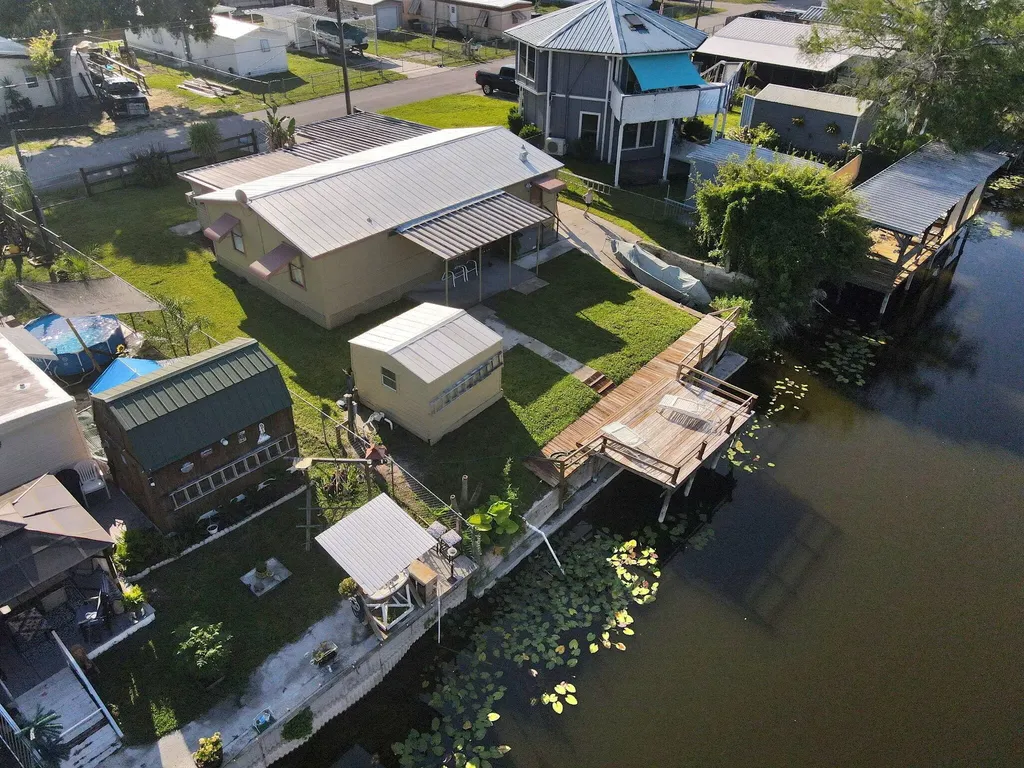1038 8th Street Okeechobee FL 34974
