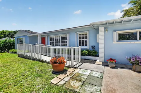 277 NW 3rd Court Boca Raton FL 33432