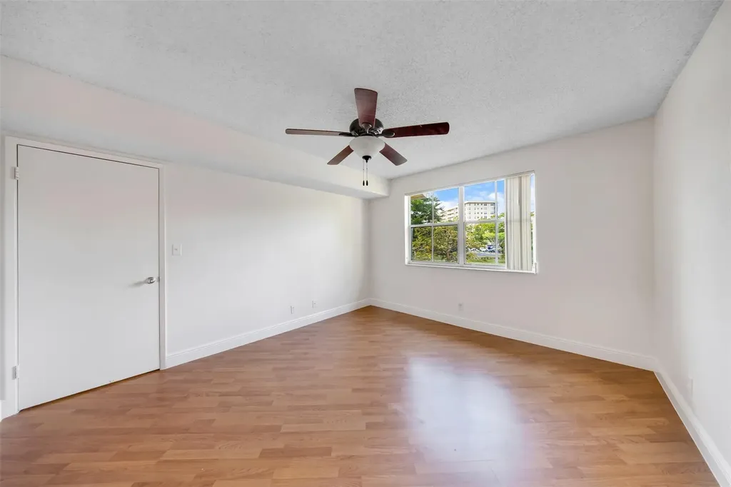 2809 N Course Drive Pompano Beach FL 33069