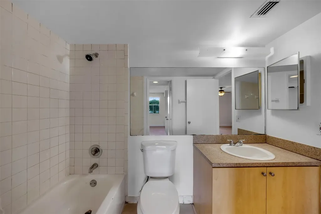 2809 N Course Drive Pompano Beach FL 33069