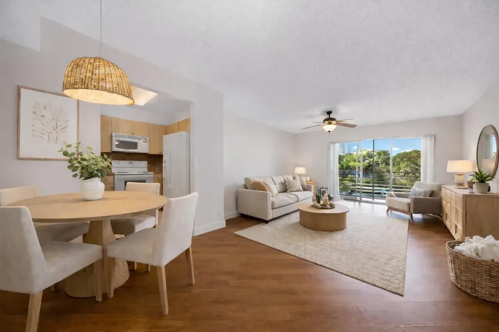 2809 N Course Drive Pompano Beach FL 33069