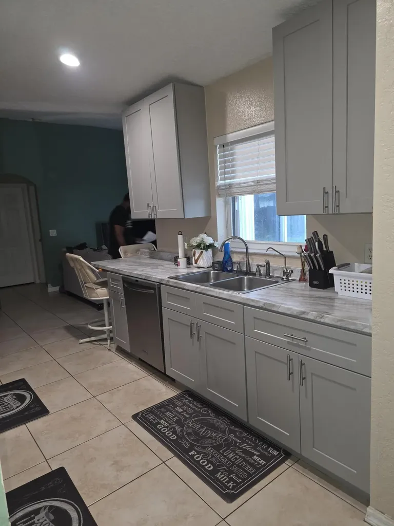 557 SW Baoy Avenue Port St Lucie FL 34953