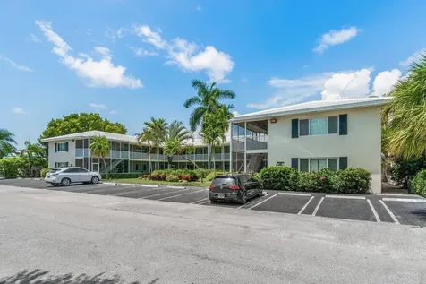 426 NE 7th Avenue Delray Beach FL 33483