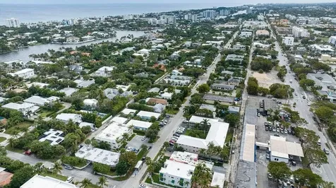 426 NE 7th Avenue Delray Beach FL 33483