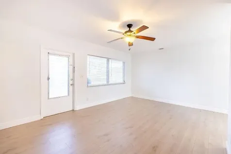 426 NE 7th Avenue Delray Beach FL 33483